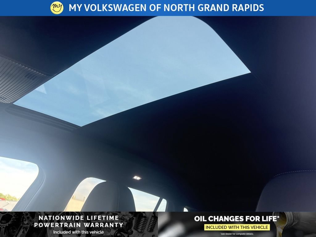 New 2026 Volkswagen Tiguan SE R-Line AWD/4WD image 23