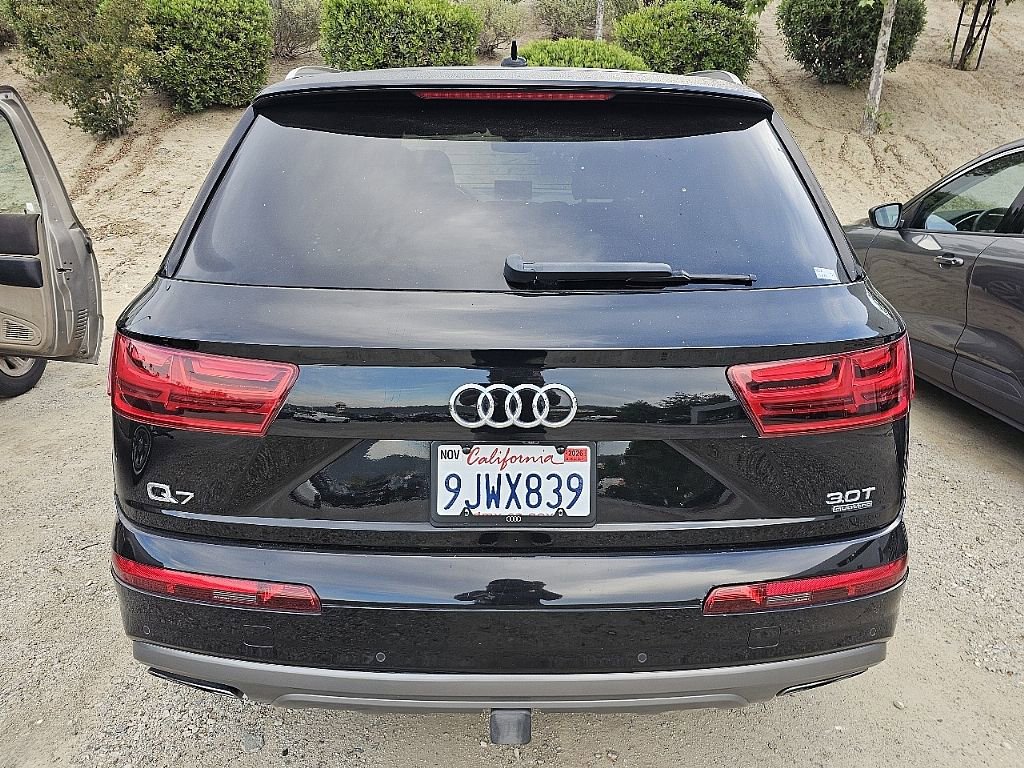 Used 2017 Audi Q7 3.0T Premium Plus w/ Premium Plus Package image 9