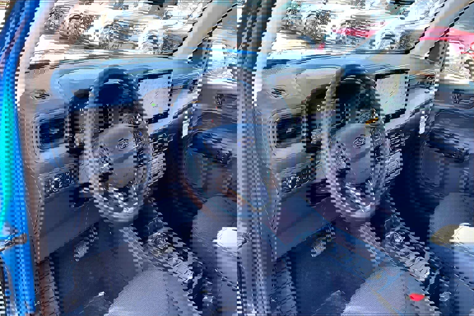 New 2025 Ford Maverick XL image 8