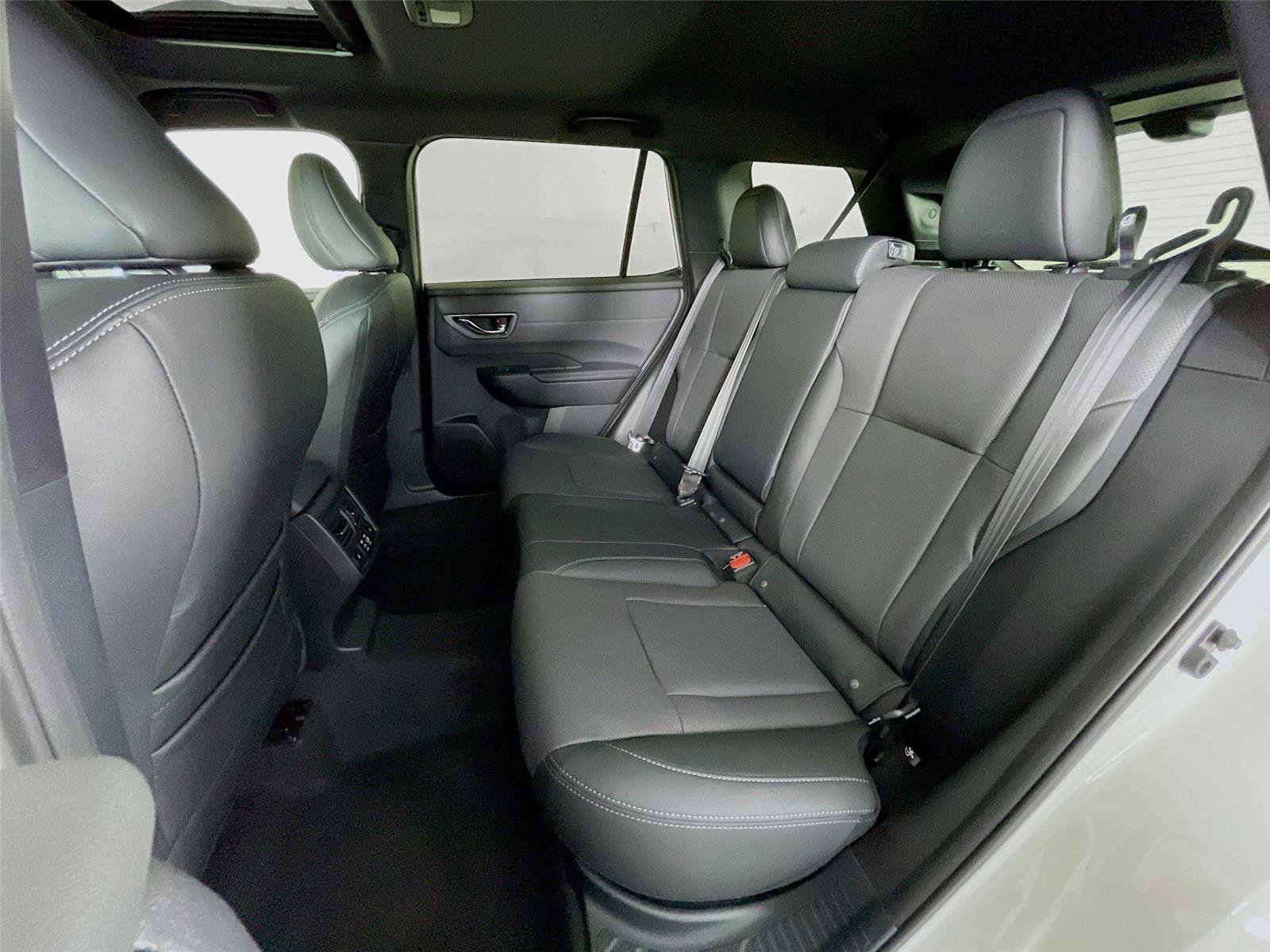New 2026 Subaru Outback Touring XT AWD/4WD image 17