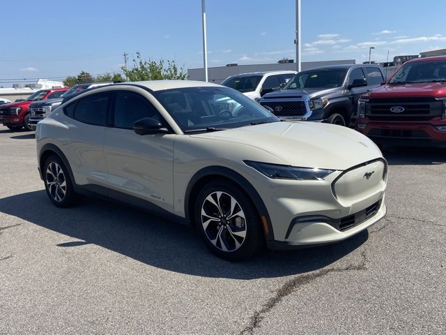 Used 2025 Ford Mustang Mach-E Select w/ Comfort Package Lite AWD/4WD image 2