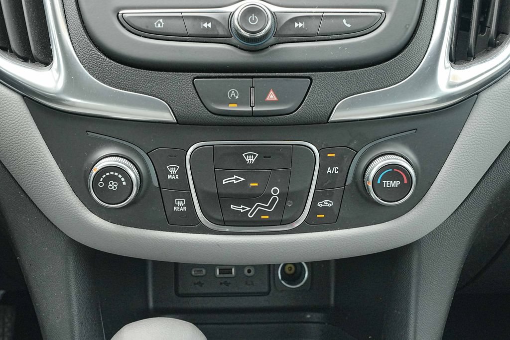 Used 2022 Chevrolet Equinox LS AWD/4WD image 30