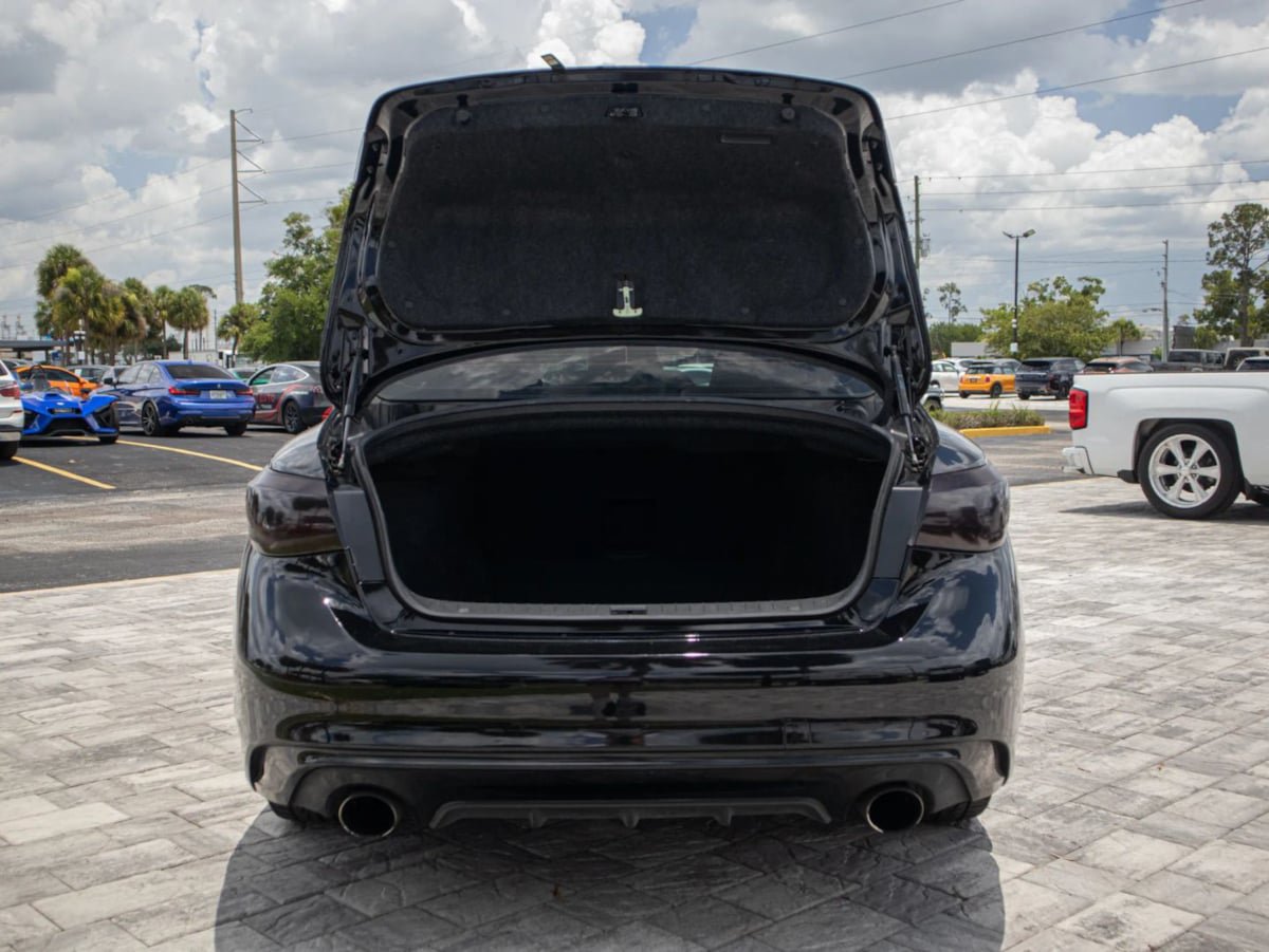 Used 2019 INFINITI Q50 Luxe RWD image 10
