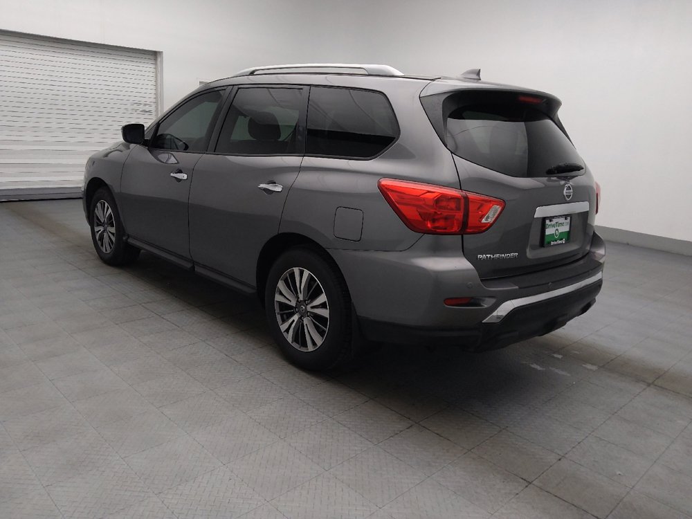 Used 2019 Nissan Pathfinder S FWD image 3
