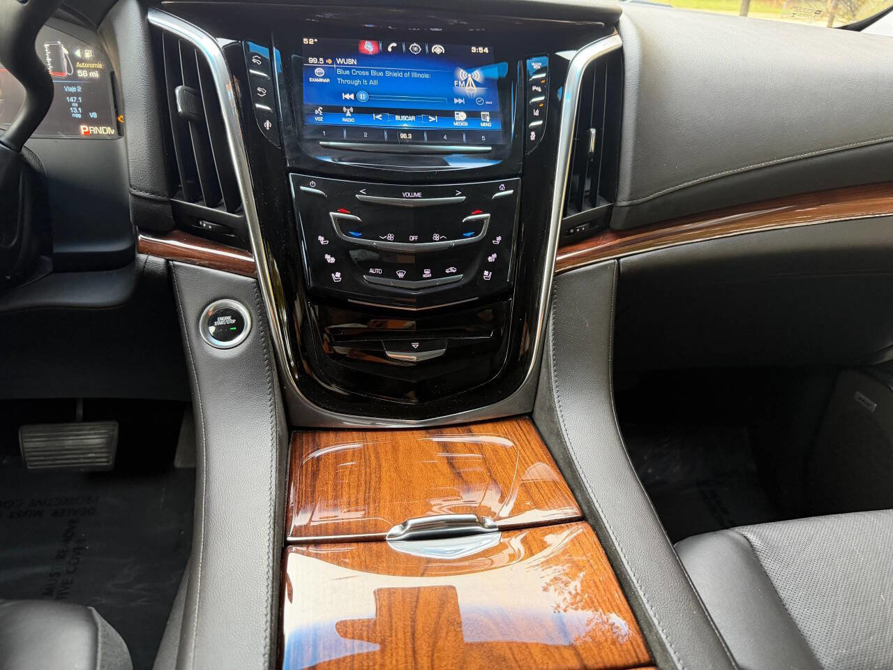 Used 2015 Cadillac Escalade Luxury image 20