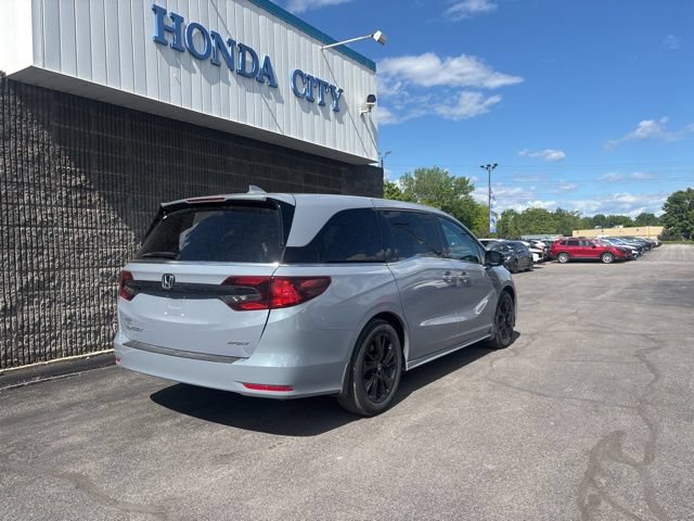 Used 2023 Honda Odyssey Sport image 7