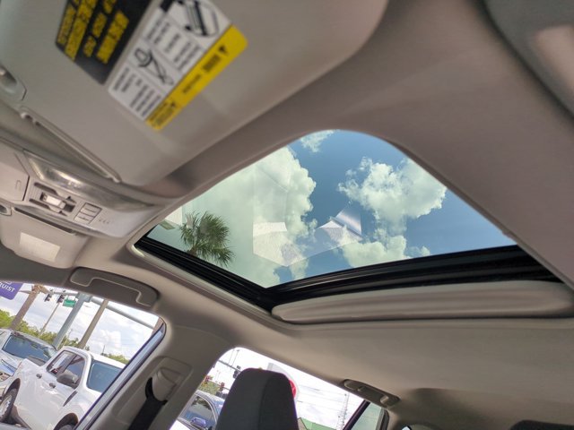 Certified 2022 Toyota RAV4 XLE w/ Convenience Package FWD image 15