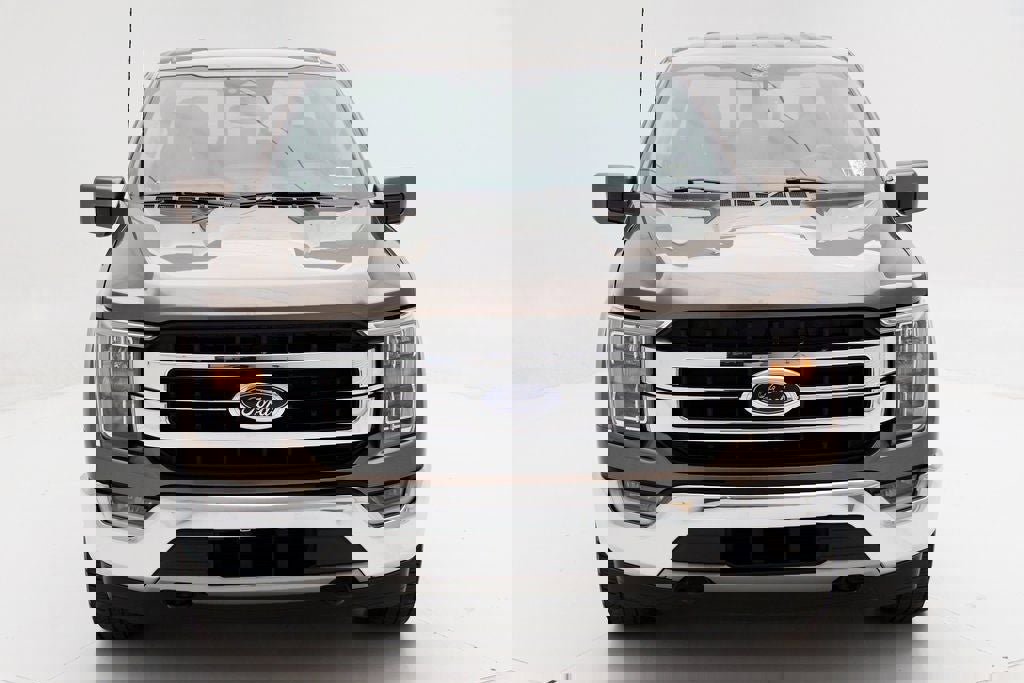 Used 2022 Ford F150 Lariat image 3