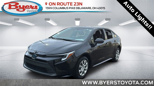 Used 2024 Toyota Corolla LE image 1