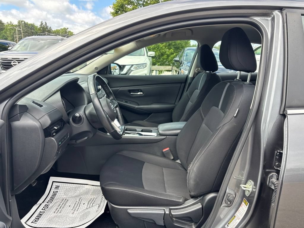 Used 2022 Nissan Sentra SV w/ Electronics Package FWD image 17