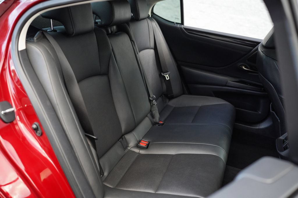 Used 2021 Lexus ES 300h w/ Premium Package FWD image 22