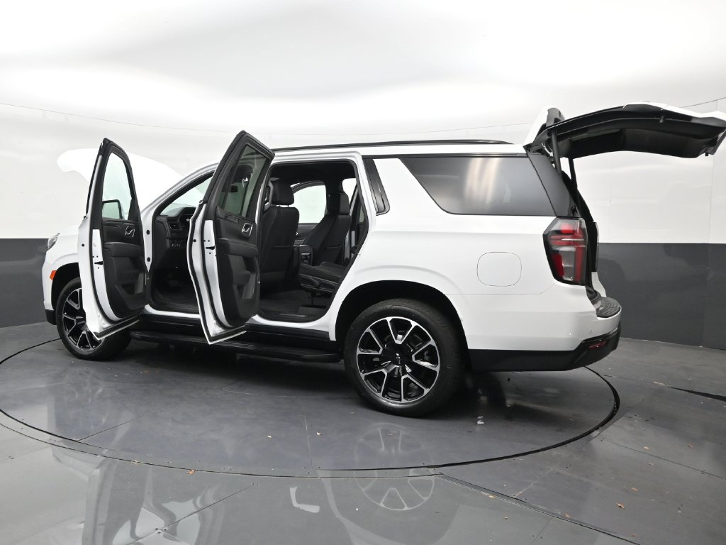 Used 2023 Chevrolet Tahoe RST w/ Luxury Package RWD image 31