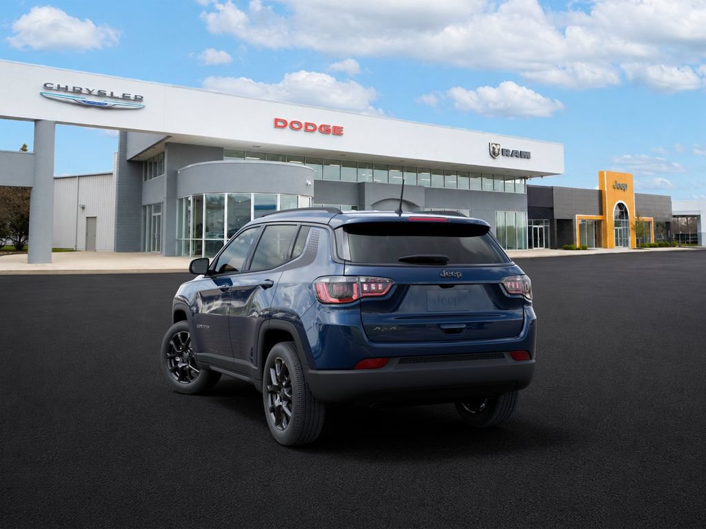 New 2026 Jeep Compass Latitude AWD/4WD image 3