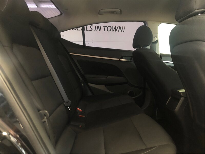 Used 2018 Hyundai Elantra SEL FWD image 10