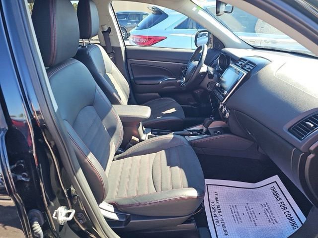 Used 2024 Mitsubishi Outlander Sport LE image 9