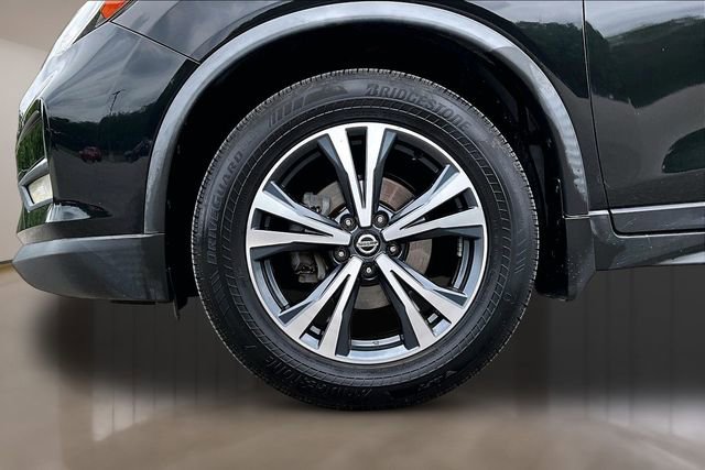 Used 2020 Nissan Rogue SV w/ Sun & Sound Touring Package FWD image 29