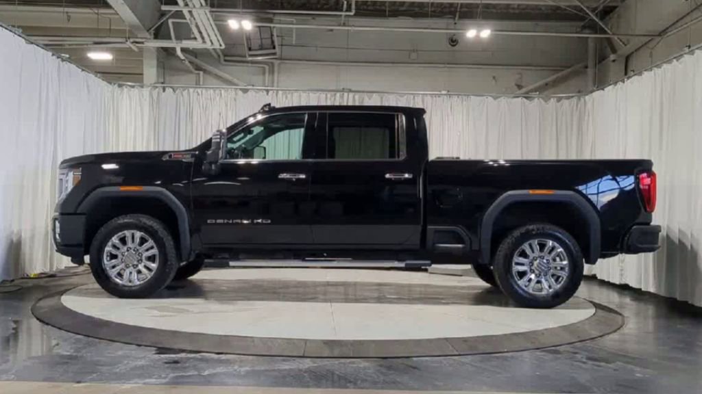 Used 2021 GMC Sierra 2500 Denali w/ Denali Ultimate Package AWD/4WD image 6