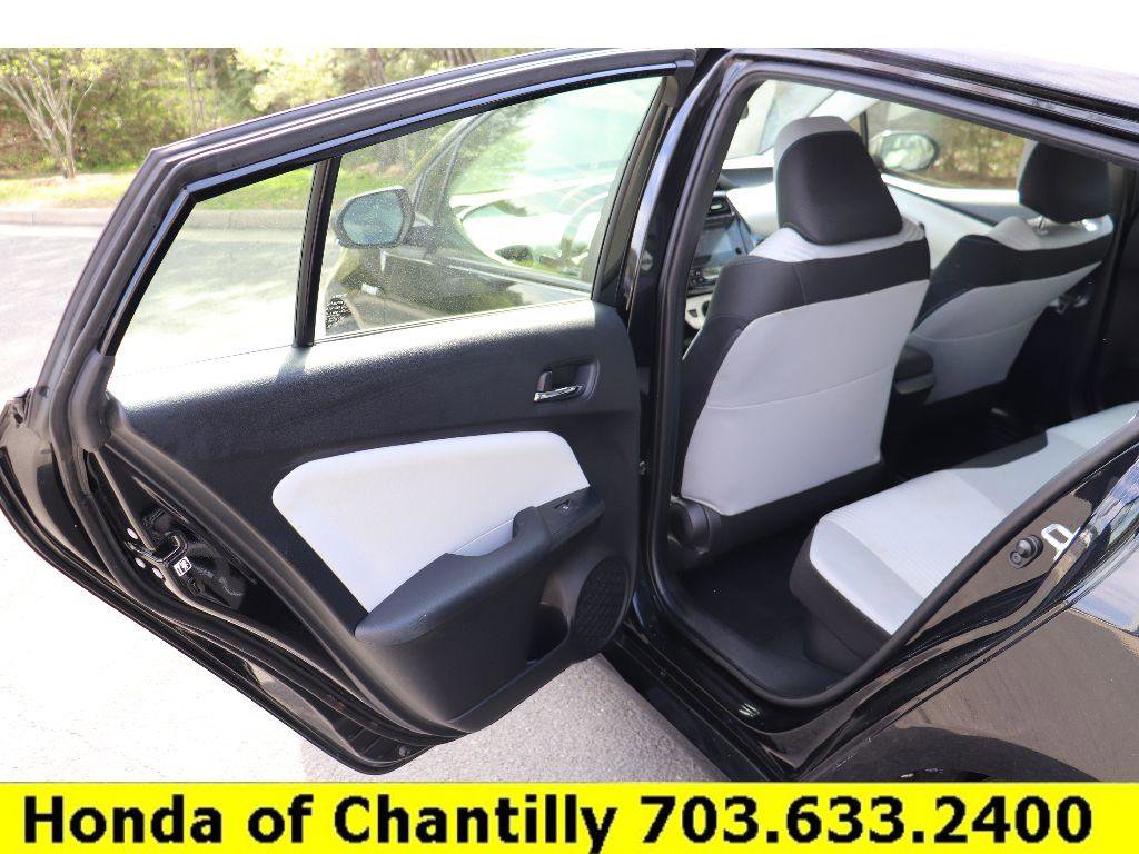 Used 2018 Toyota Prius One w/ Carpet Mat Package FWD image 38