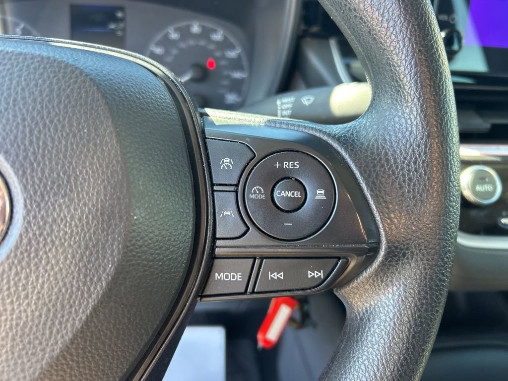 Used 2024 Toyota Corolla LE image 8