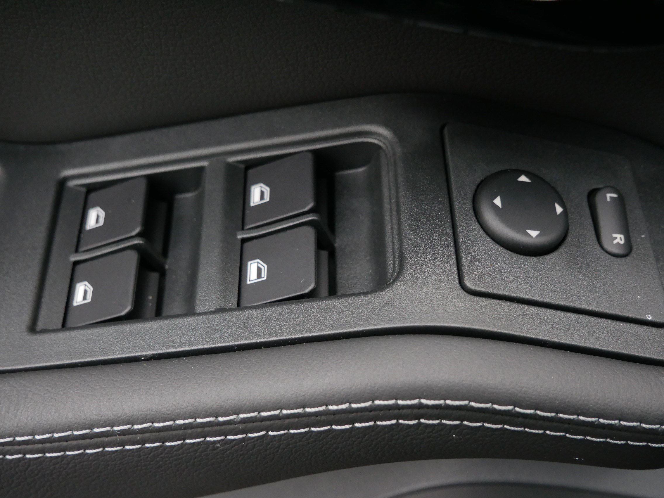 New 2026 INEOS Grenadier Fieldmaster Edition image 20