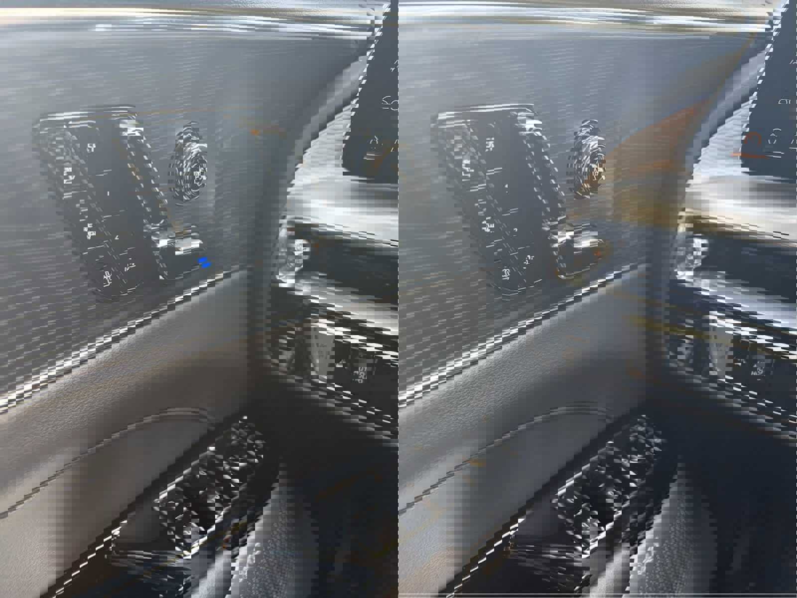 Used 2024 Cadillac Lyriq Luxury w/ LPO, Floor Liner Package AWD/4WD image 14