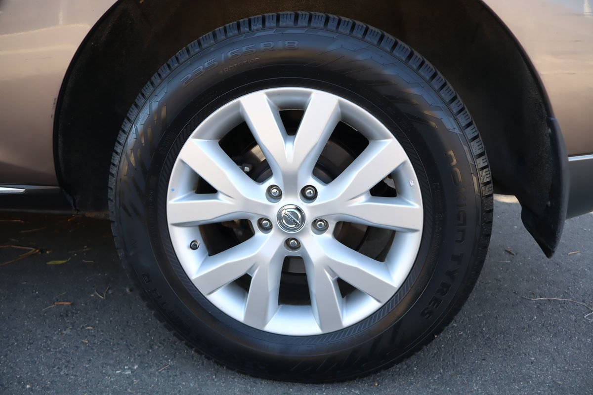 Used 2013 Nissan Murano SV AWD/4WD image 42