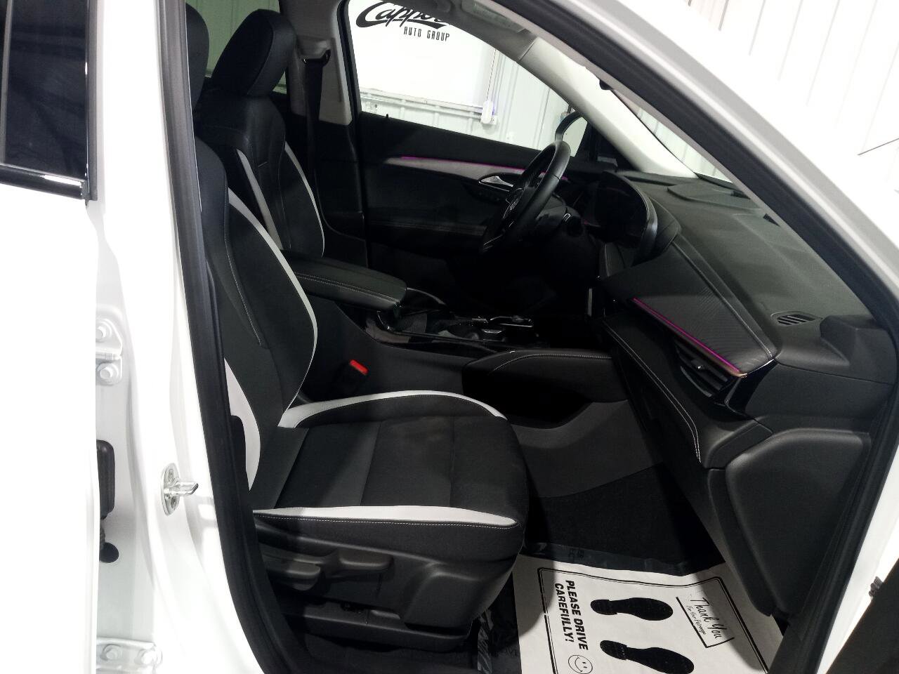 Used 2024 Buick Envision Sport Touring image 5