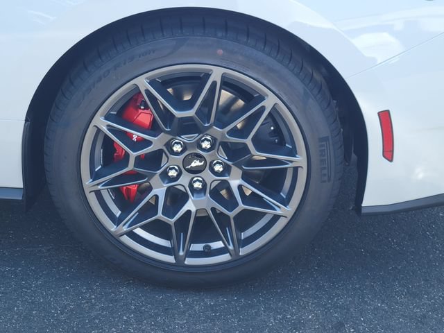 New 2026 Ford Mustang GT w/ GT Performance Package RWD image 7