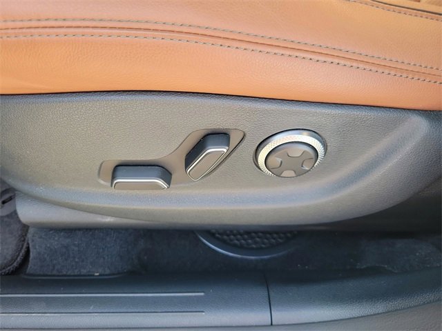 Used 2024 Genesis GV70 2.5T Advanced w/ Advanced Package image 18