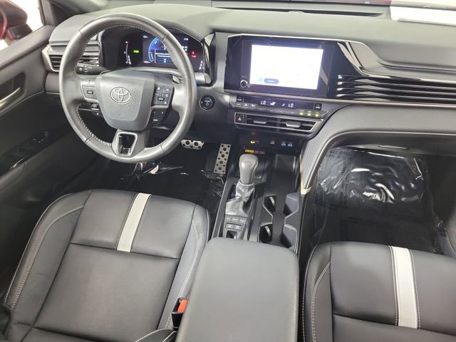 Used 2026 Toyota Camry SE FWD image 15