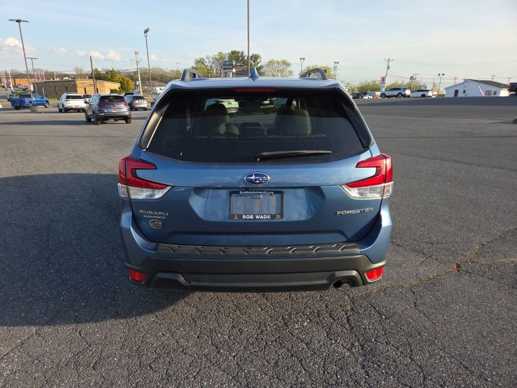 Certified 2021 Subaru Forester Premium image 3
