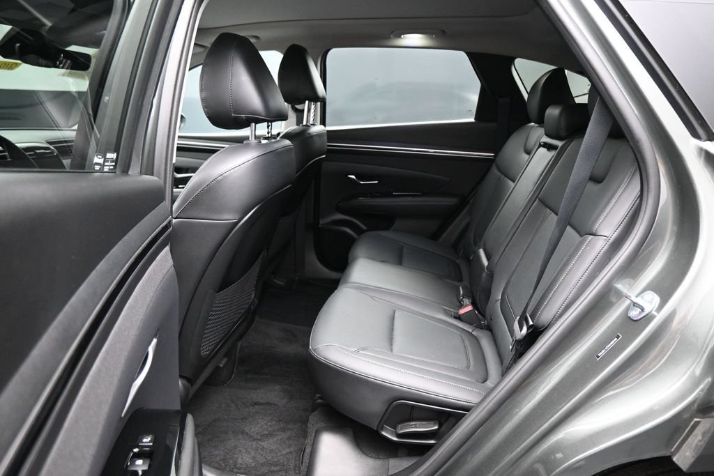 Used 2022 Hyundai Tucson Limited AWD/4WD image 26