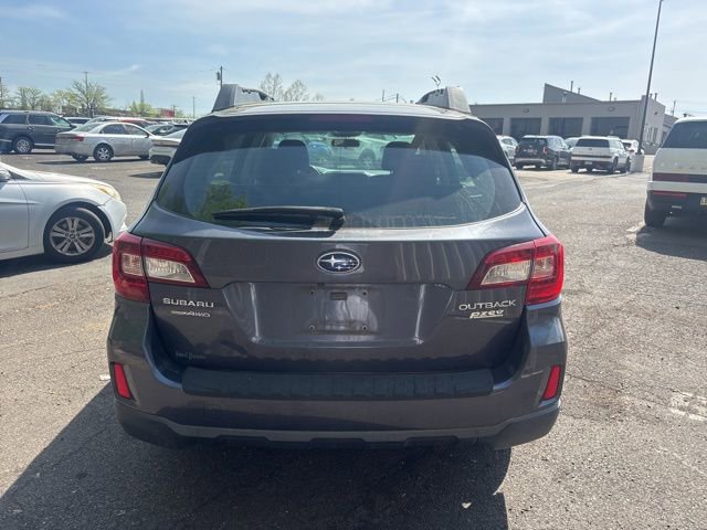 Used 2017 Subaru Outback 2.5i image 6