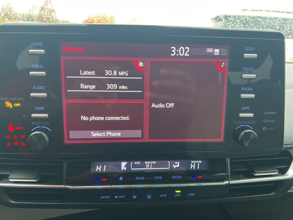 Used 2021 Toyota Sienna LE image 18