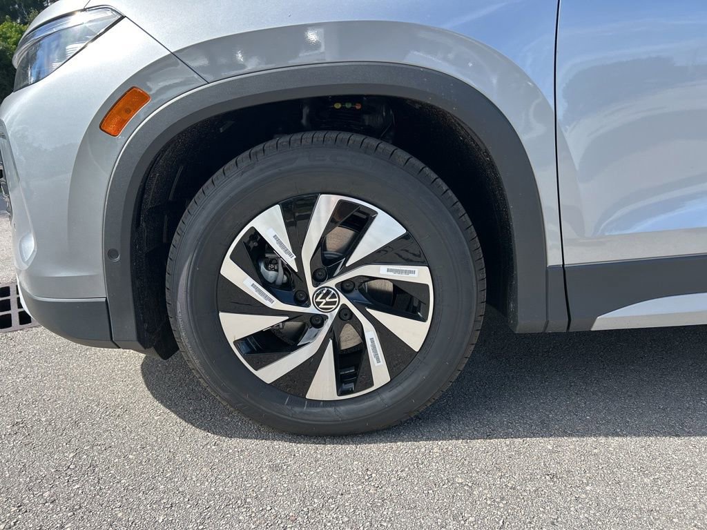 New 2026 Volkswagen Tiguan S image 42