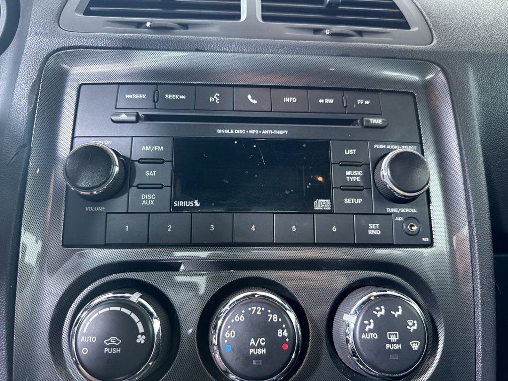 Used 2014 Dodge Challenger R/T image 14