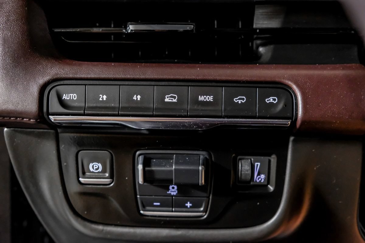 Used 2023 Cadillac Escalade ESV Sport Platinum AWD/4WD image 26