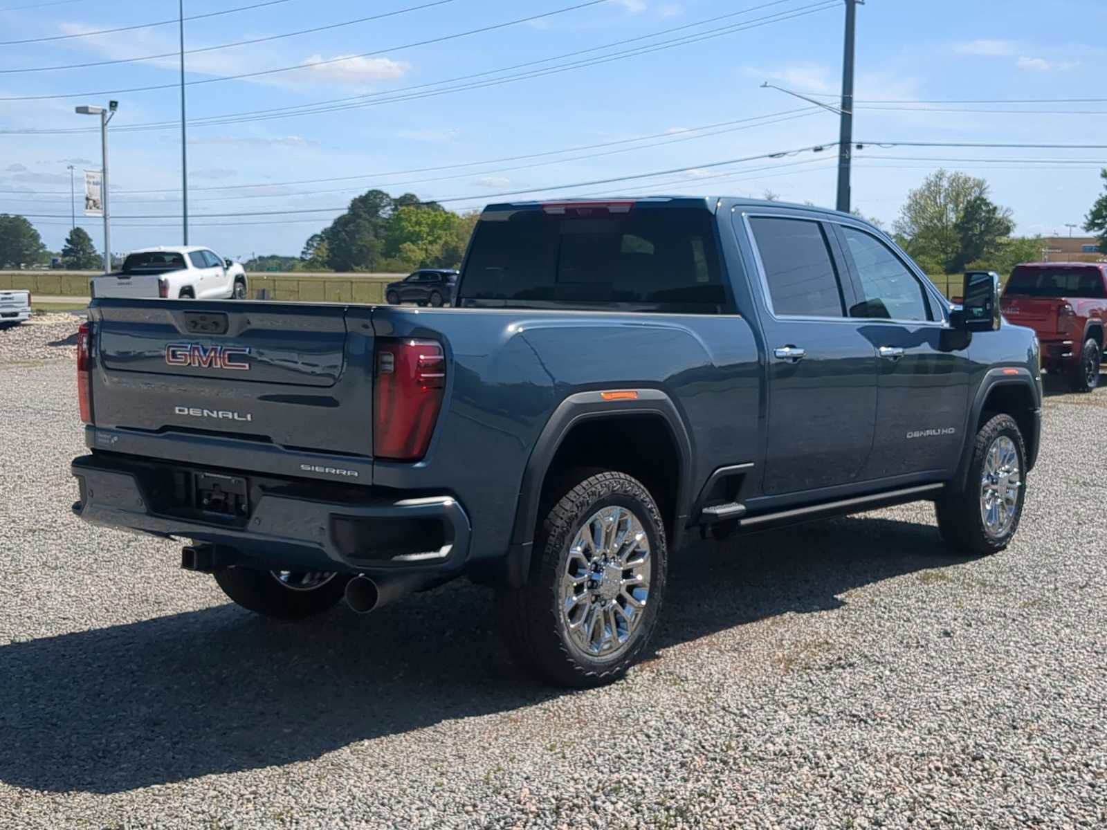 New 2026 GMC Sierra 2500 Denali w/ Denali Reserve Package AWD/4WD image 8