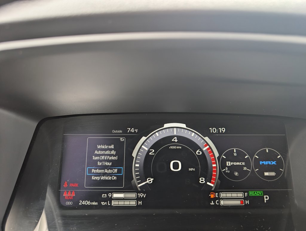 Used 2026 Toyota Tundra Limited AWD/4WD image 24