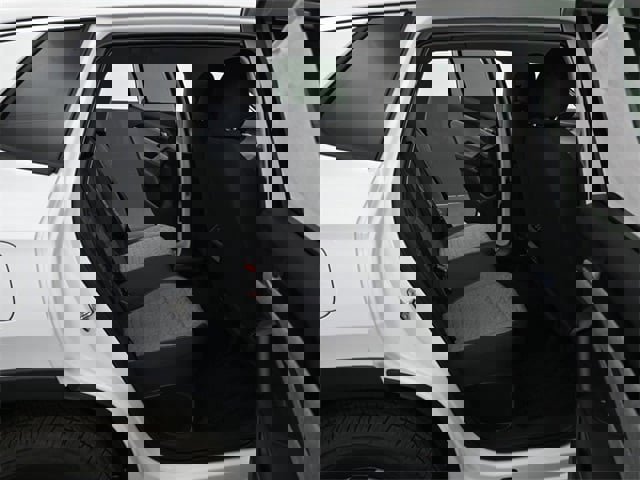 New 2026 Volkswagen Tiguan S image 13