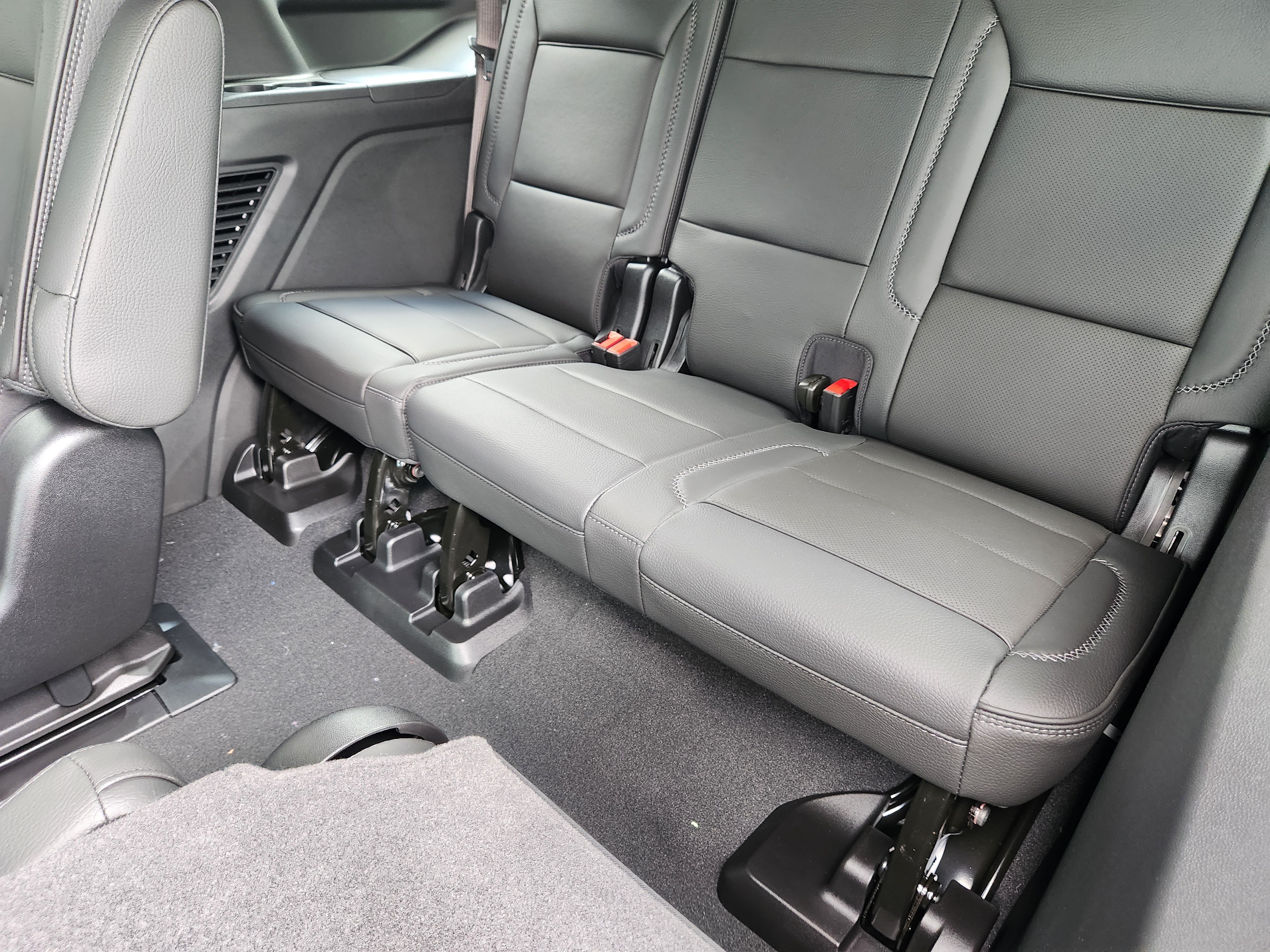 New 2026 GMC Yukon Denali w/ Denali Reserve Package AWD/4WD image 23