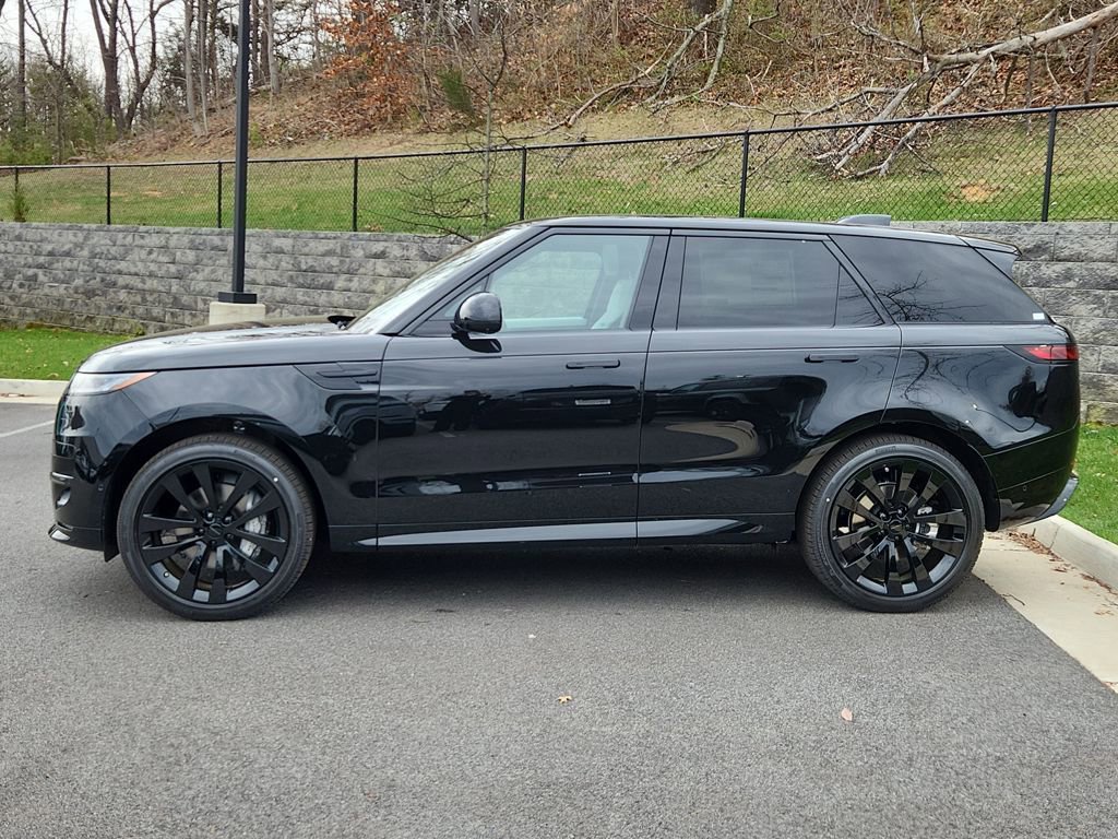 New 2026 Land Rover Range Rover Sport Dynamic SE AWD/4WD image 6