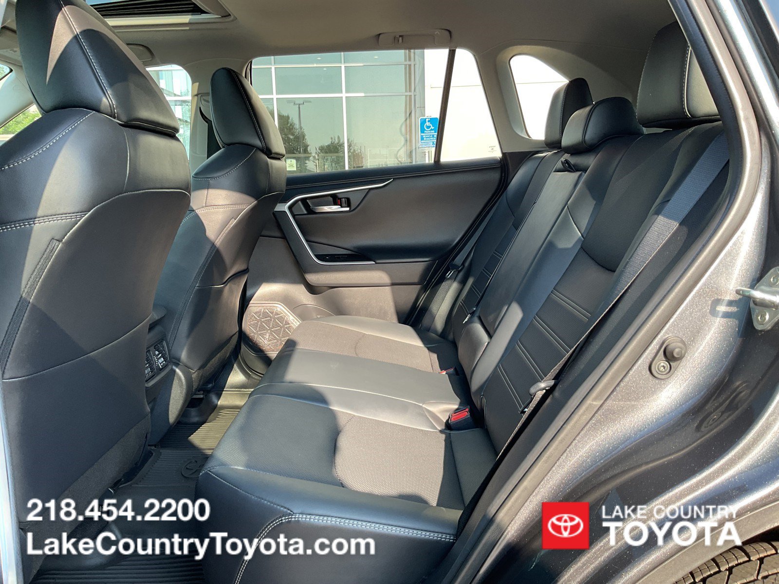Used 2021 Toyota RAV4 Limited w/ Limited Grade Weather Package AWD/4WD image 23