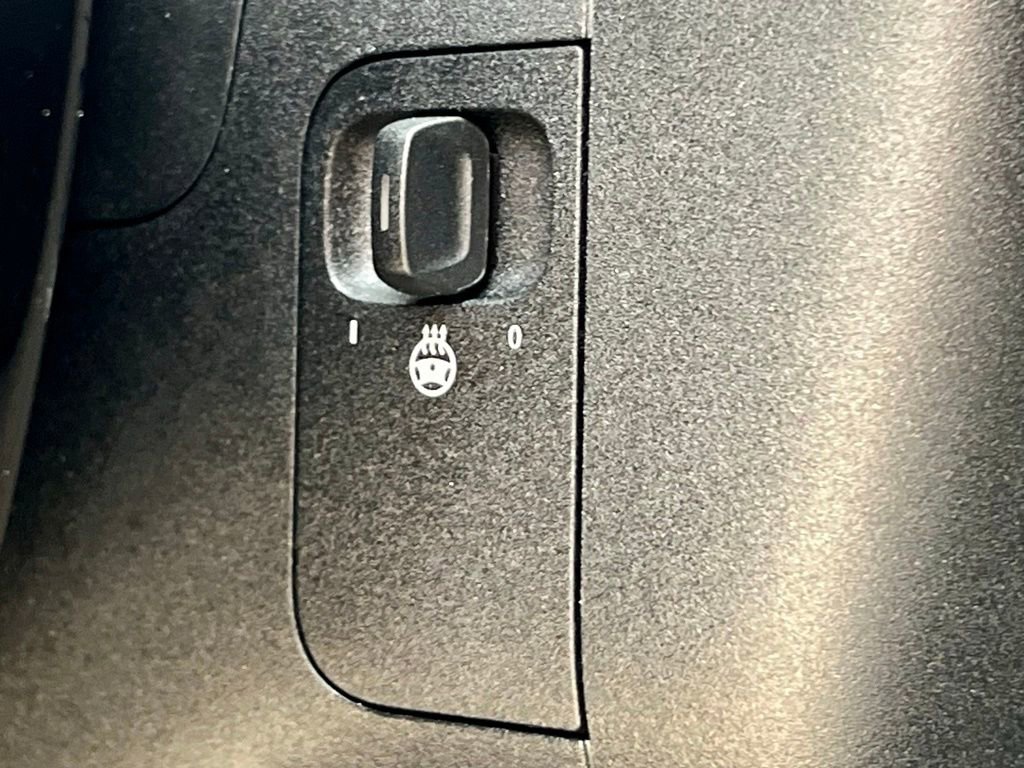 Certified 2023 Mercedes-Benz CLA 250 4MATIC image 29