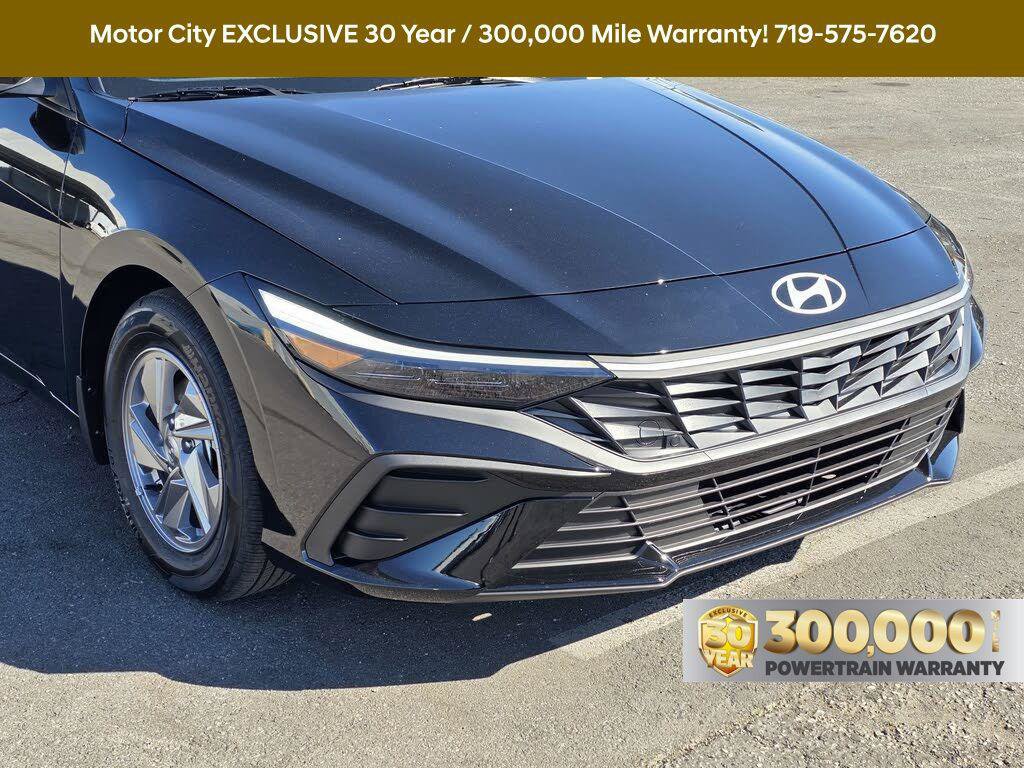 New 2026 Hyundai Elantra SE FWD image 13