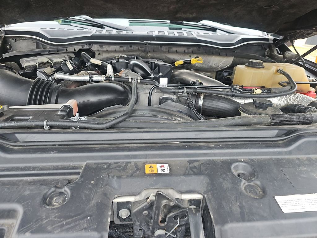 Used 2017 Ford F350 Lariat w/ Chrome Package image 7