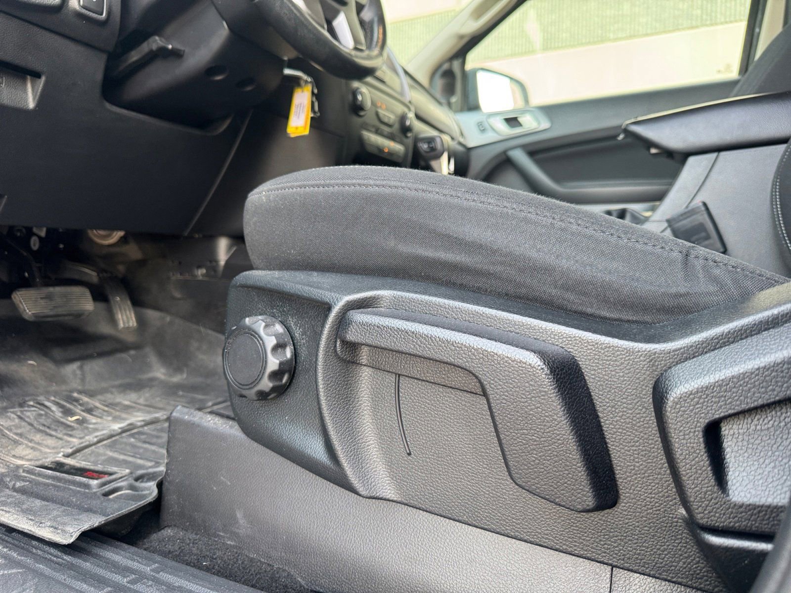 Certified 2019 Ford Ranger XLT w/ FX4 Off-Road Package image 19