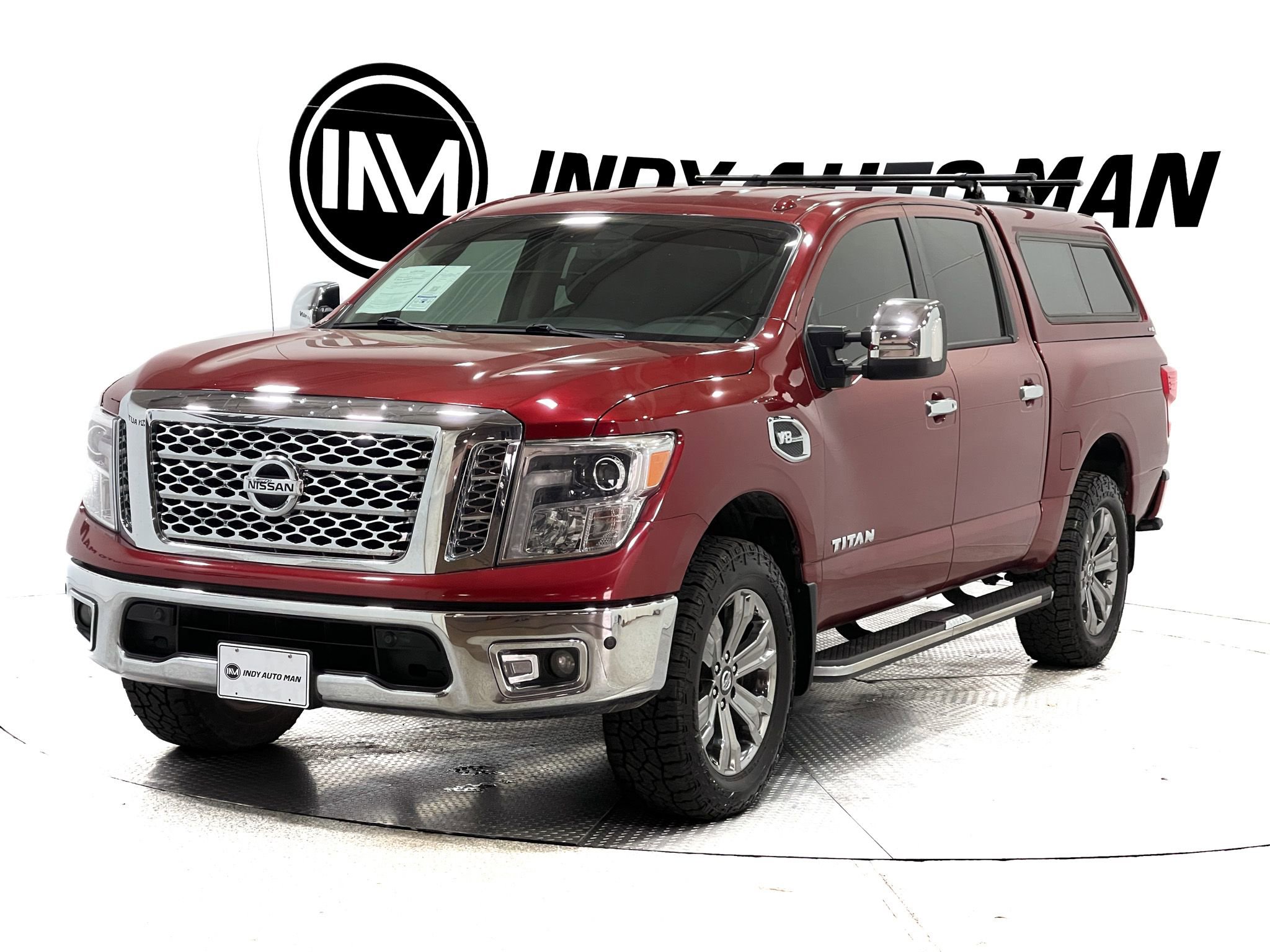 Used 2017 Nissan Titan SL w/ Chrome Package image 8
