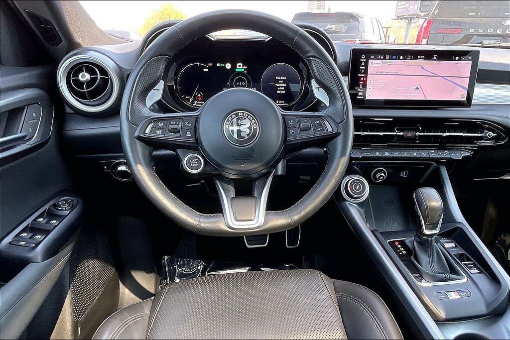 Used 2024 Alfa Romeo Tonale Veloce w/ Active Assist Package image 10