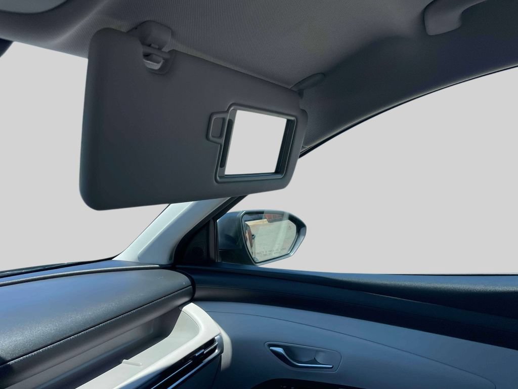 Certified 2025 Hyundai Tucson SE AWD/4WD image 30